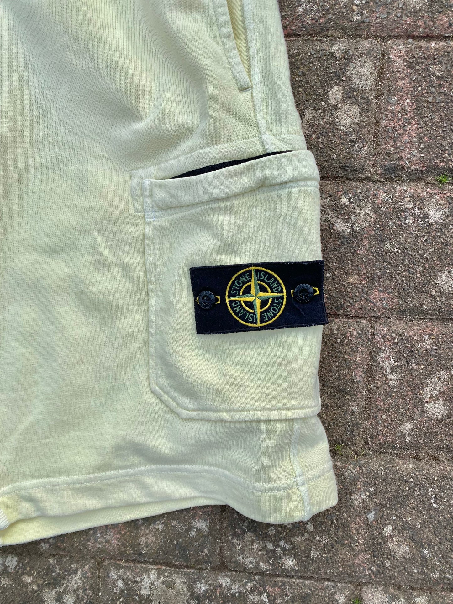 Stone Island Shorts - XL