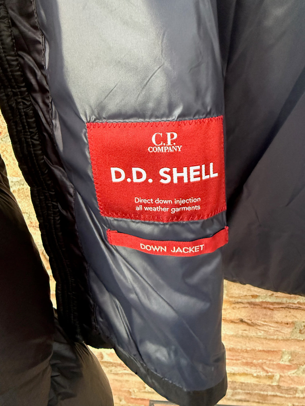 C.P. Company D.D Shell Down Jacket - L