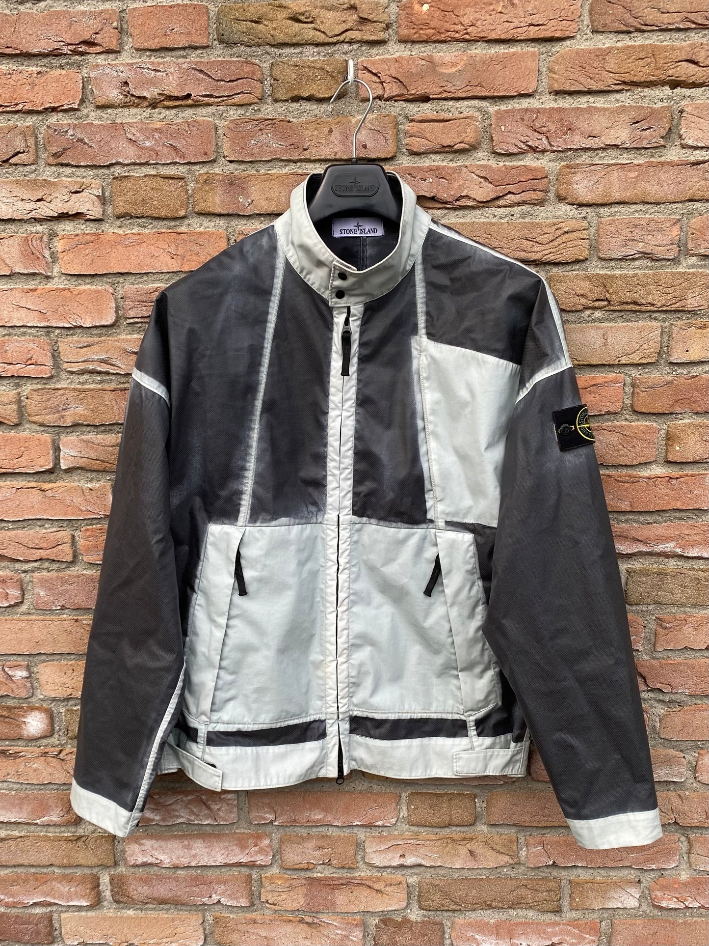 Stone Island Hand Sprayed Jacke - L