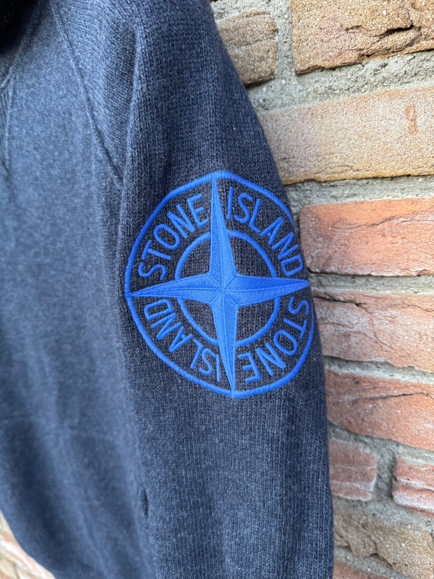 Stone Island Hoodie - M