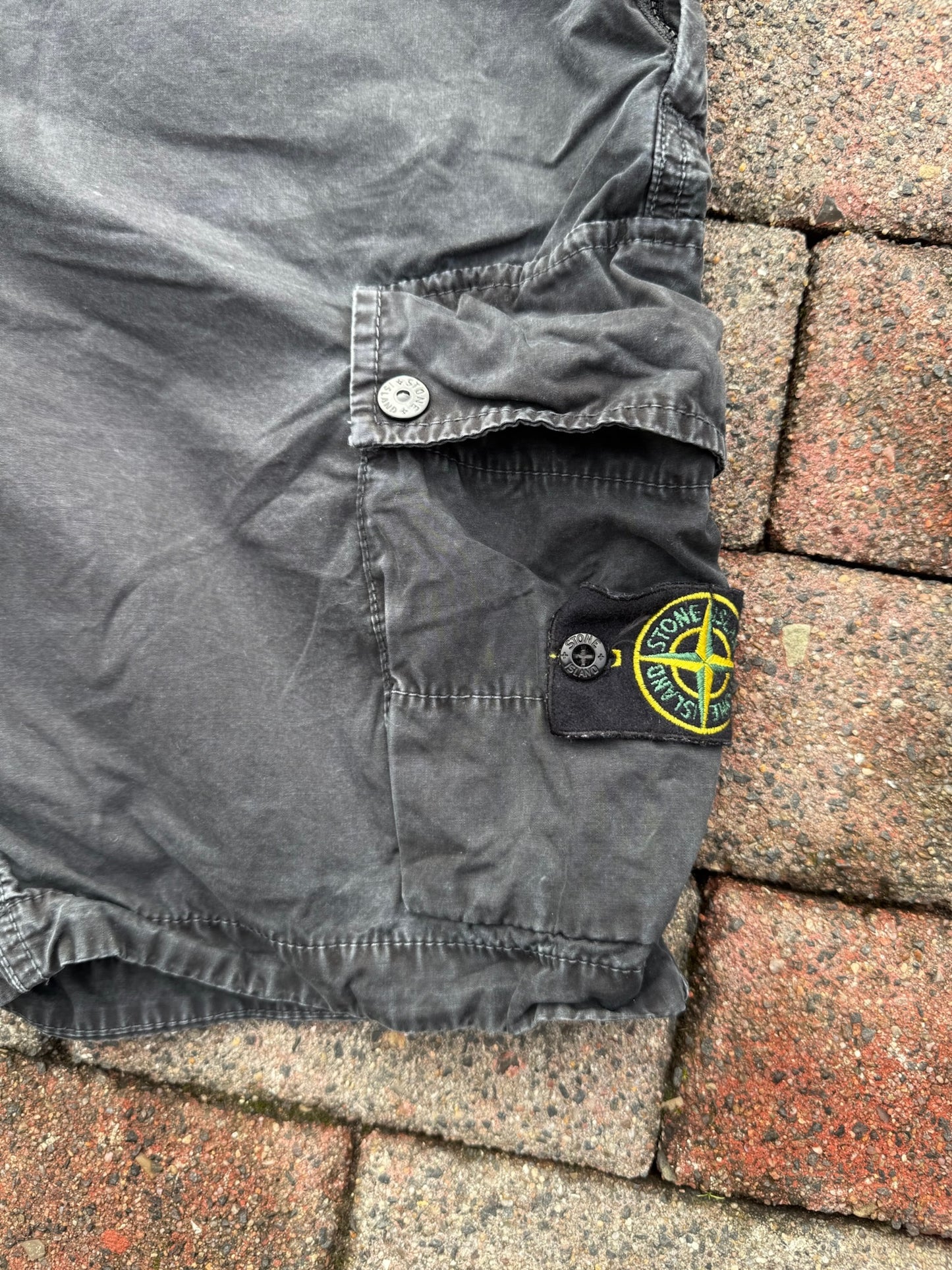 Stone Island Cargo Shorts - W34