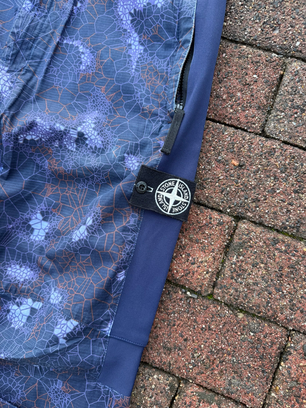 Stone Island Printed Heat Reactive Thermosensitive Fabric Trousers - W34