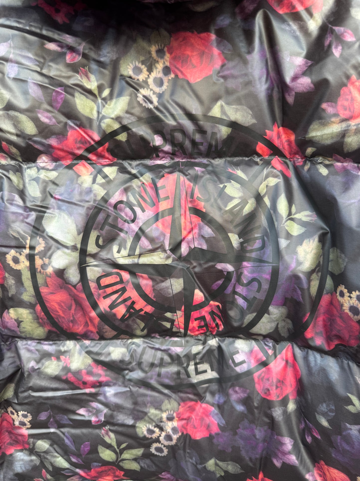 Stone Island x Supreme Lamy Cover Stampato Jacket - L