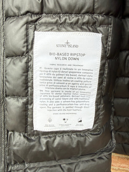 Stone Island Bio-Based Ripstop Nylon Down Jacket - L