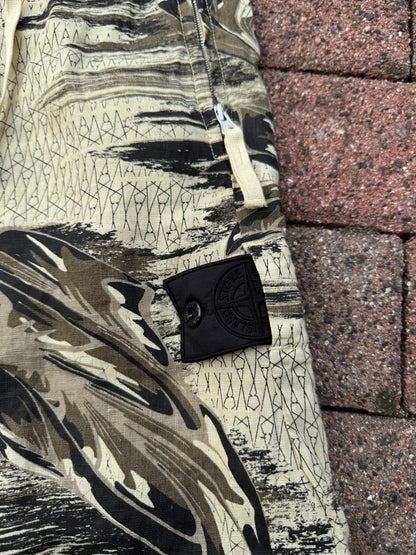 Stone Island Shadow Project Guayabera Shorts - 48