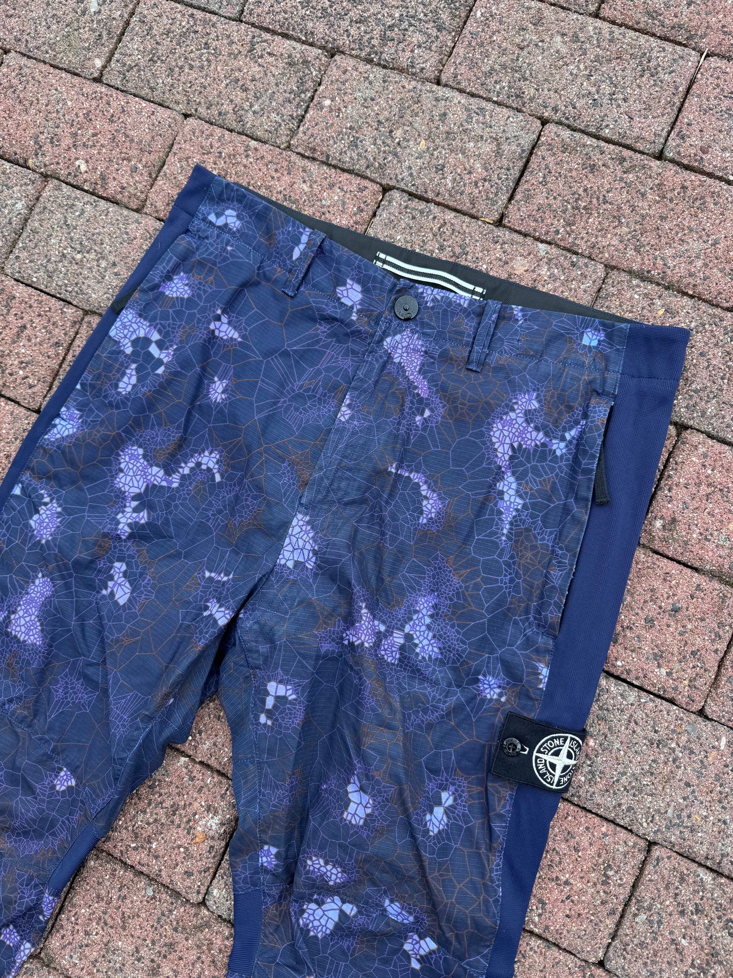 Stone Island Heat Reactive Cargos - W32