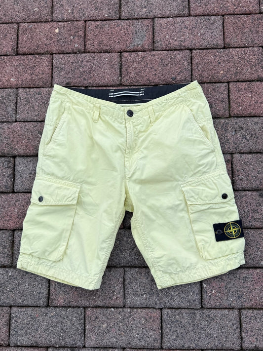 Stone Island Cargo Shorts - W32