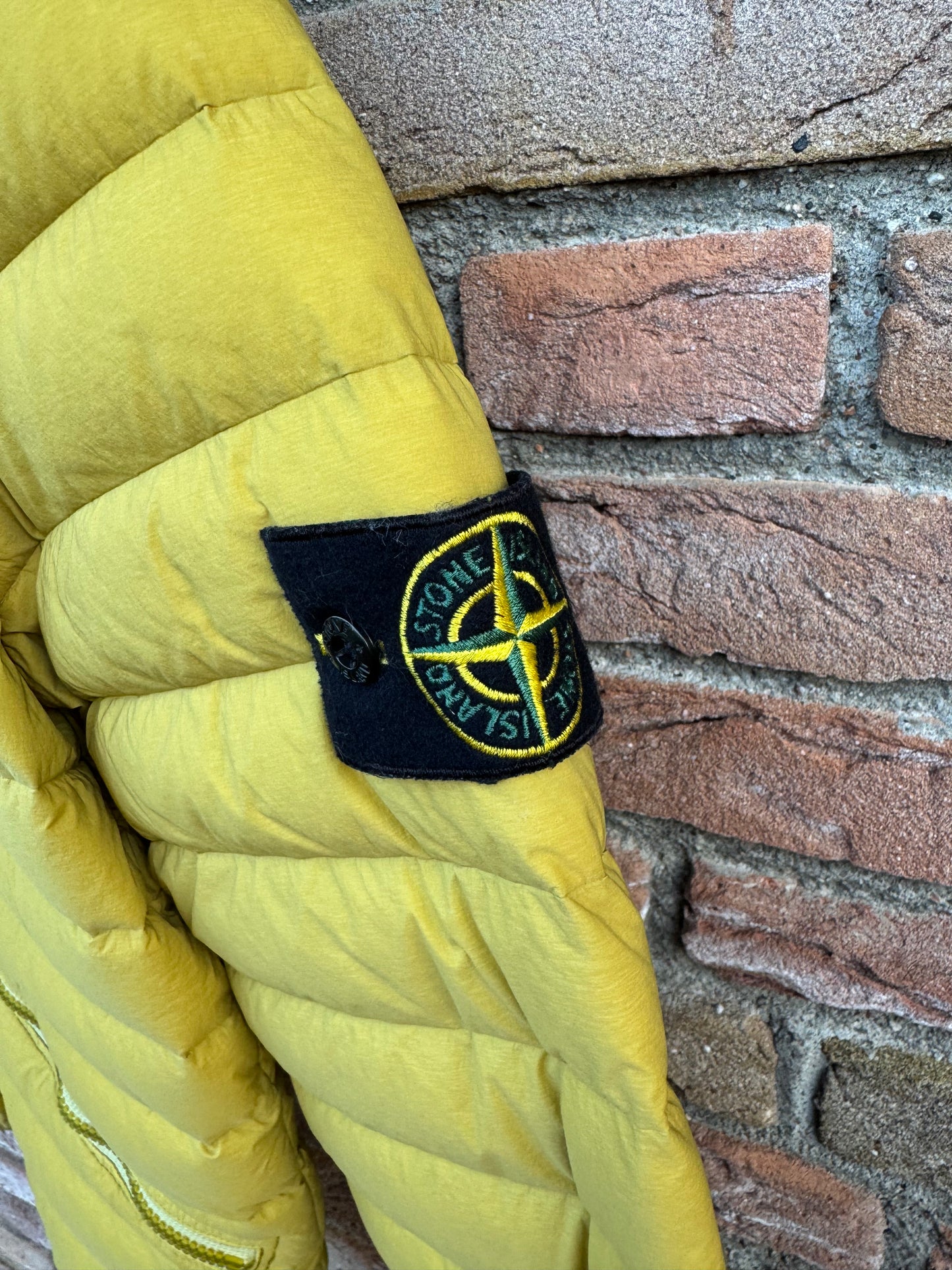 Stone Island Loom Woven Down Chambers Stretch Nylon-TC Jacket - S