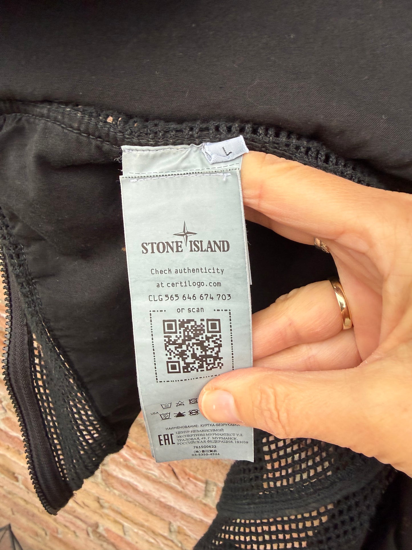 Stone Island Ripstop + Cotton Mesh Off-Dye OVD Gilet - L