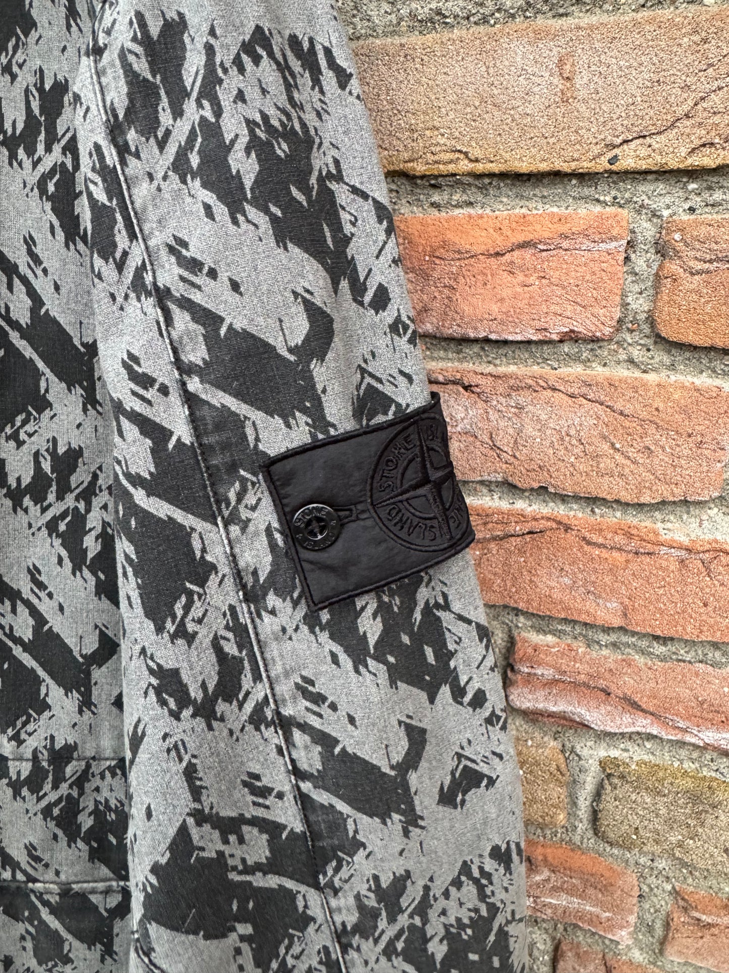 Stone Island Shadow Project Discharge Cotton Smock - M