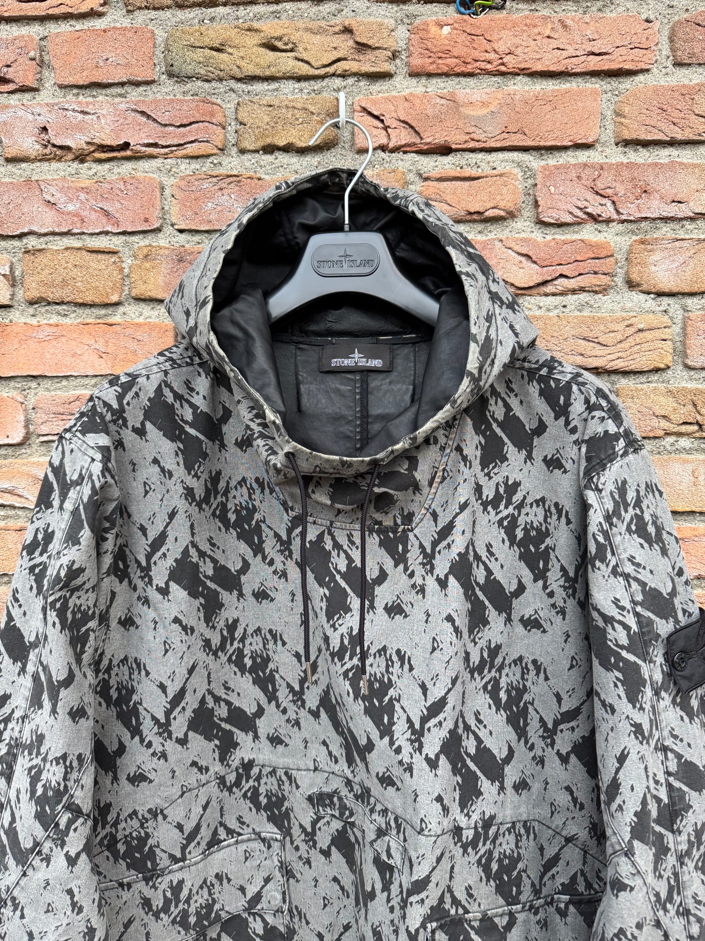 Stone Island Shadow Project Discharge Cotton Smock - M