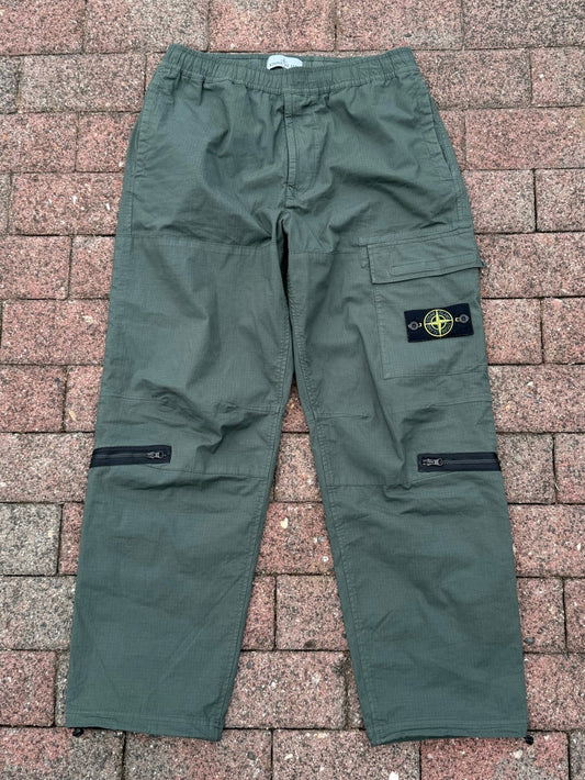 Stone Island Ripstop Cargos - W32