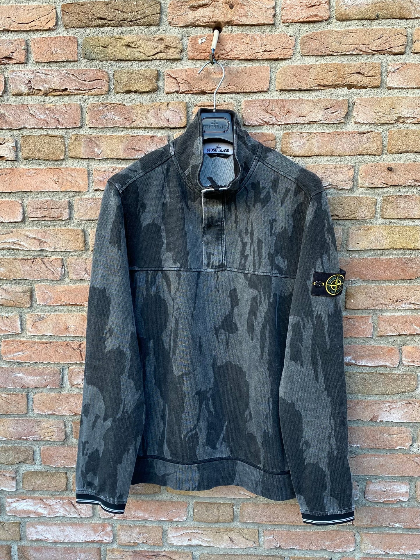 Stone Island Flowing Camo Zip Sweatshirt - XL