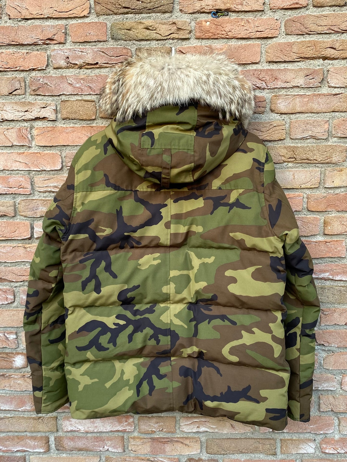 Canada Goose Wyndham Parka - L