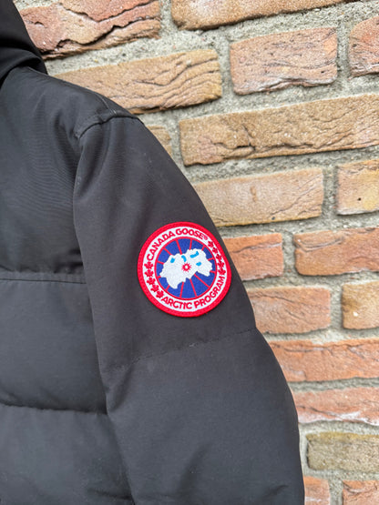 Canada Goose MacMillan Parka - M