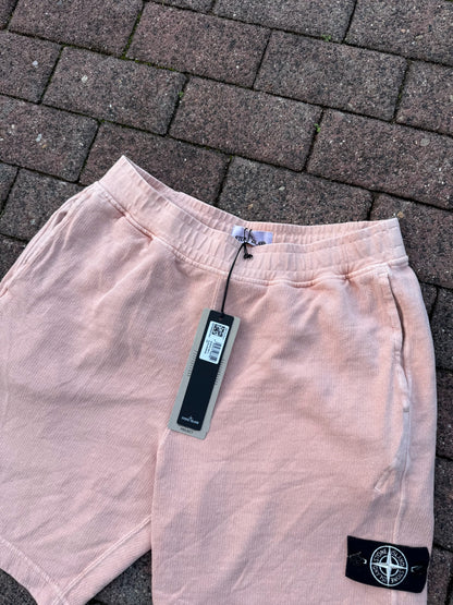 Stone Island Closed Loop Shorts - L