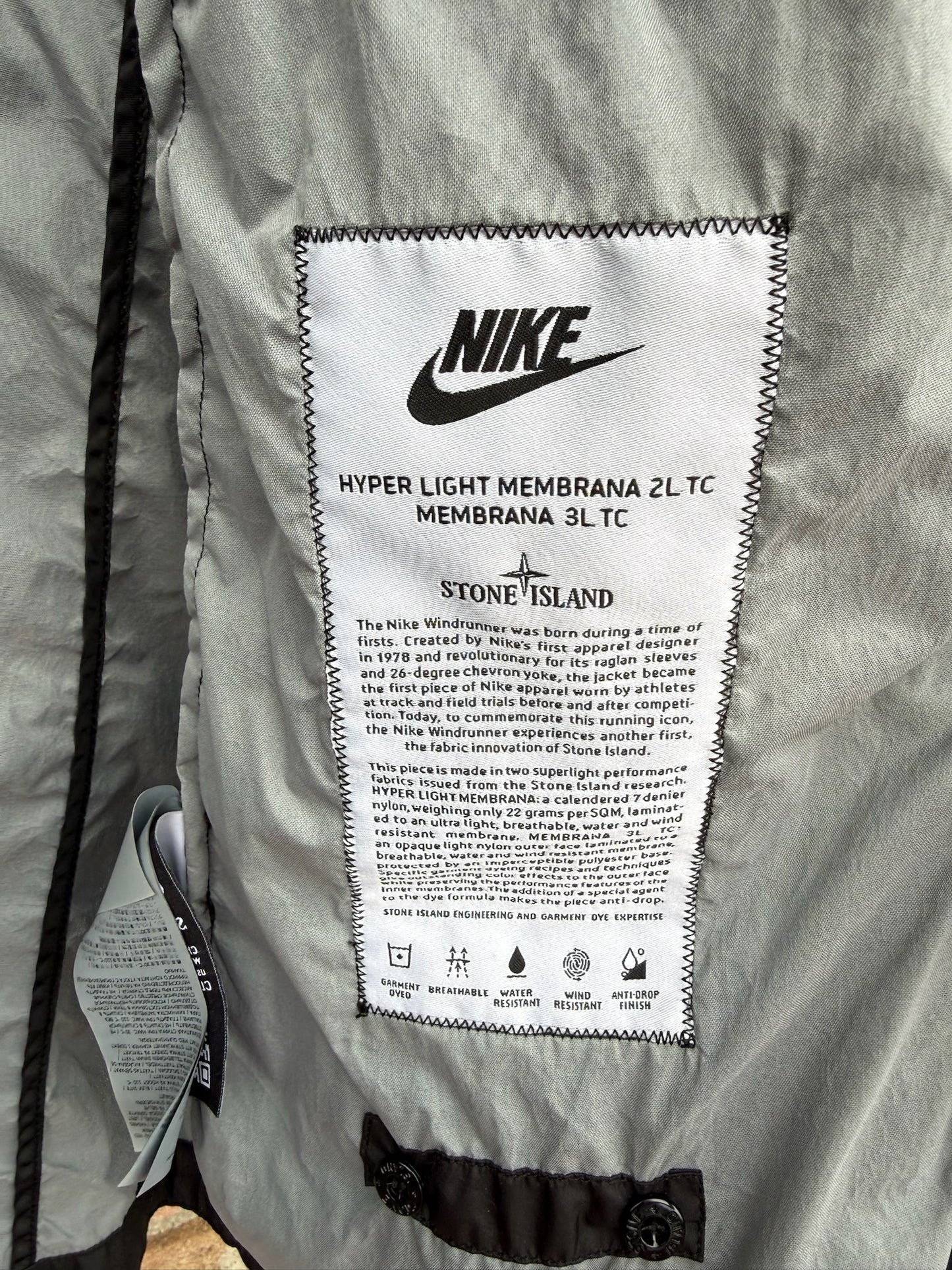 Stone Island x Nike Hyper Light Membrana 3L TC Jacket - M
