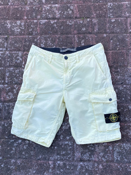 Stone Island Cargo Shorts - W31