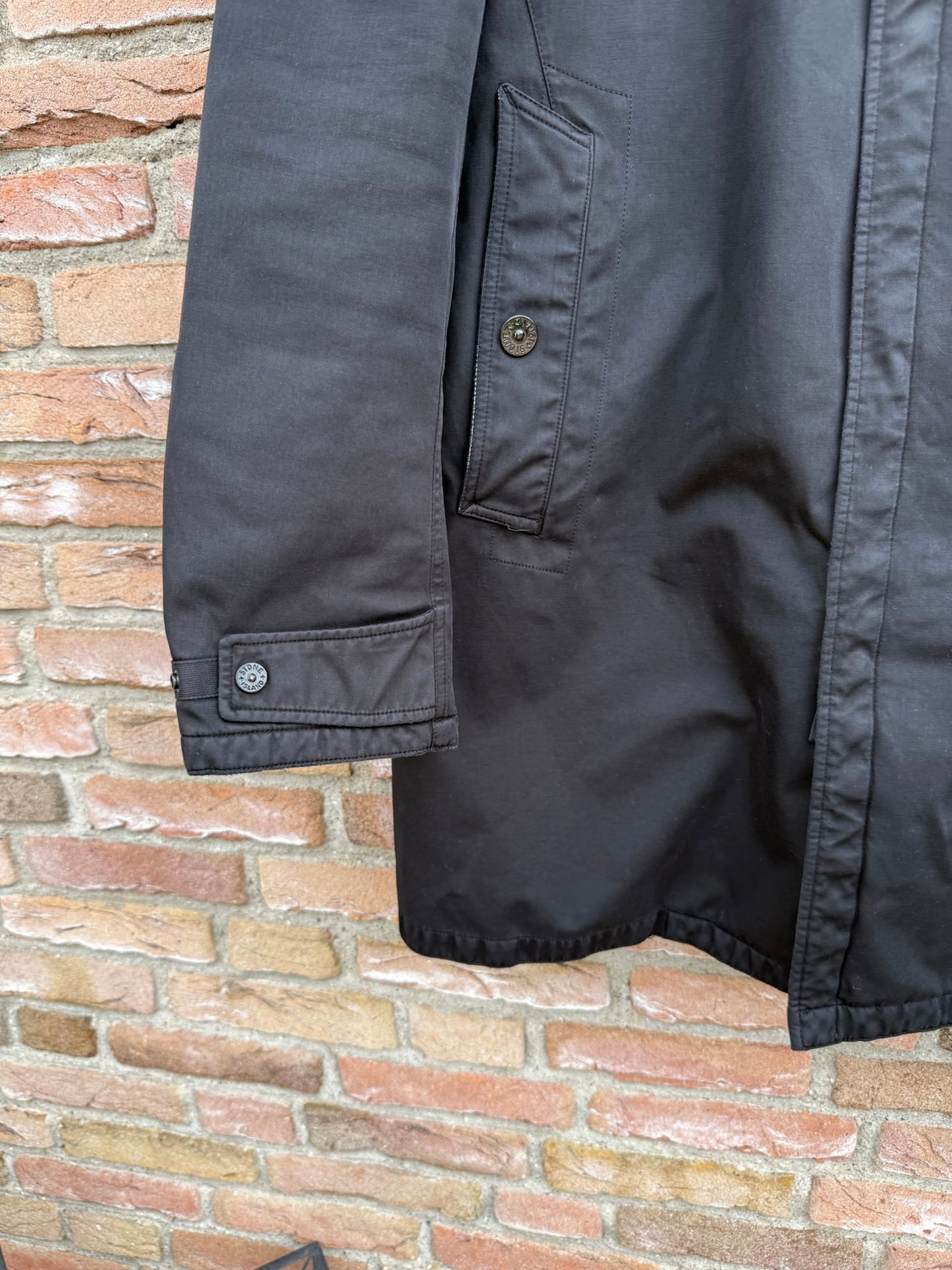 Stone Island Raso-R Windstopper 3L Jacket - XXL