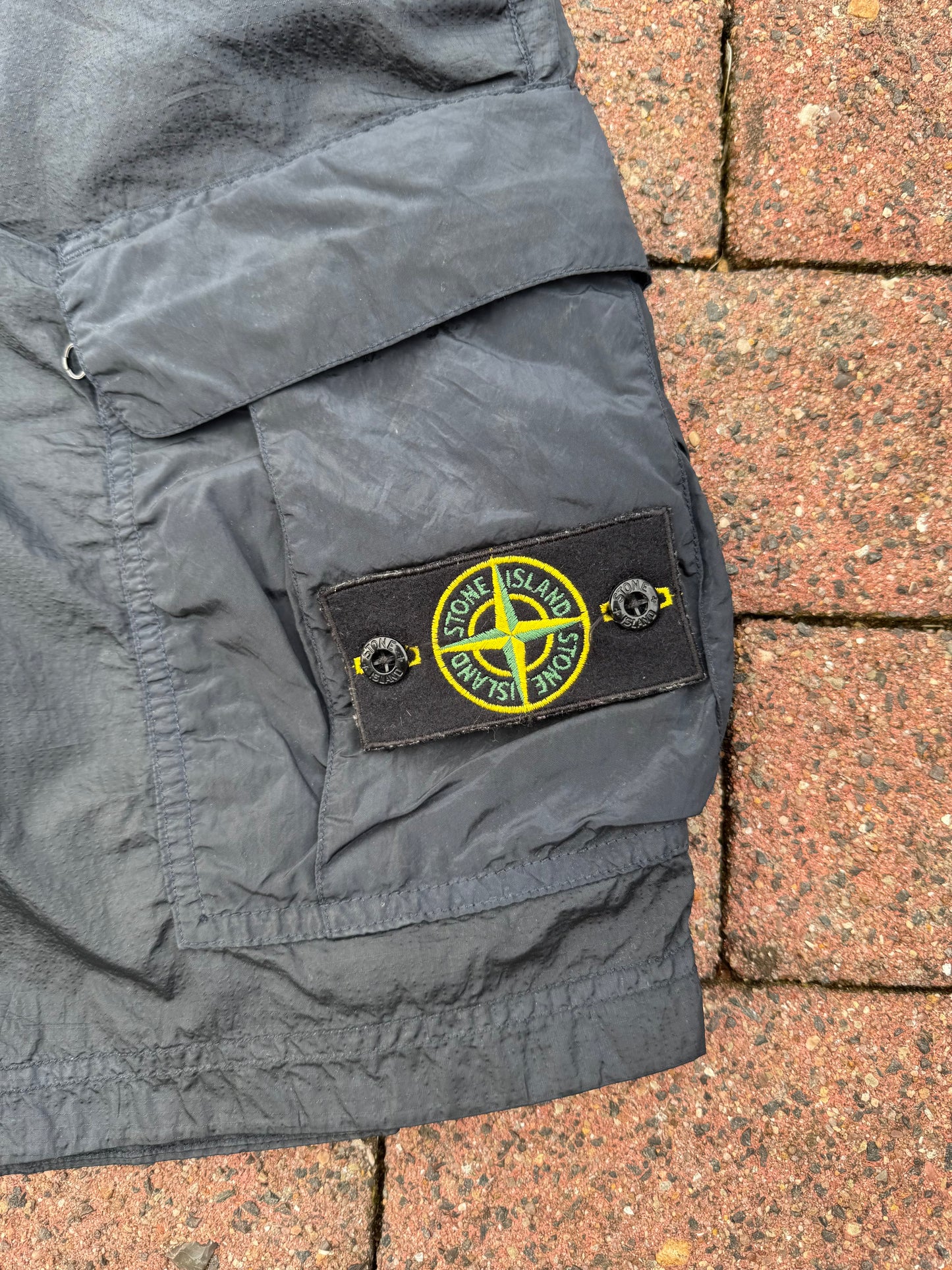 Stone Island Nylon Metal Cargo Shorts - W33