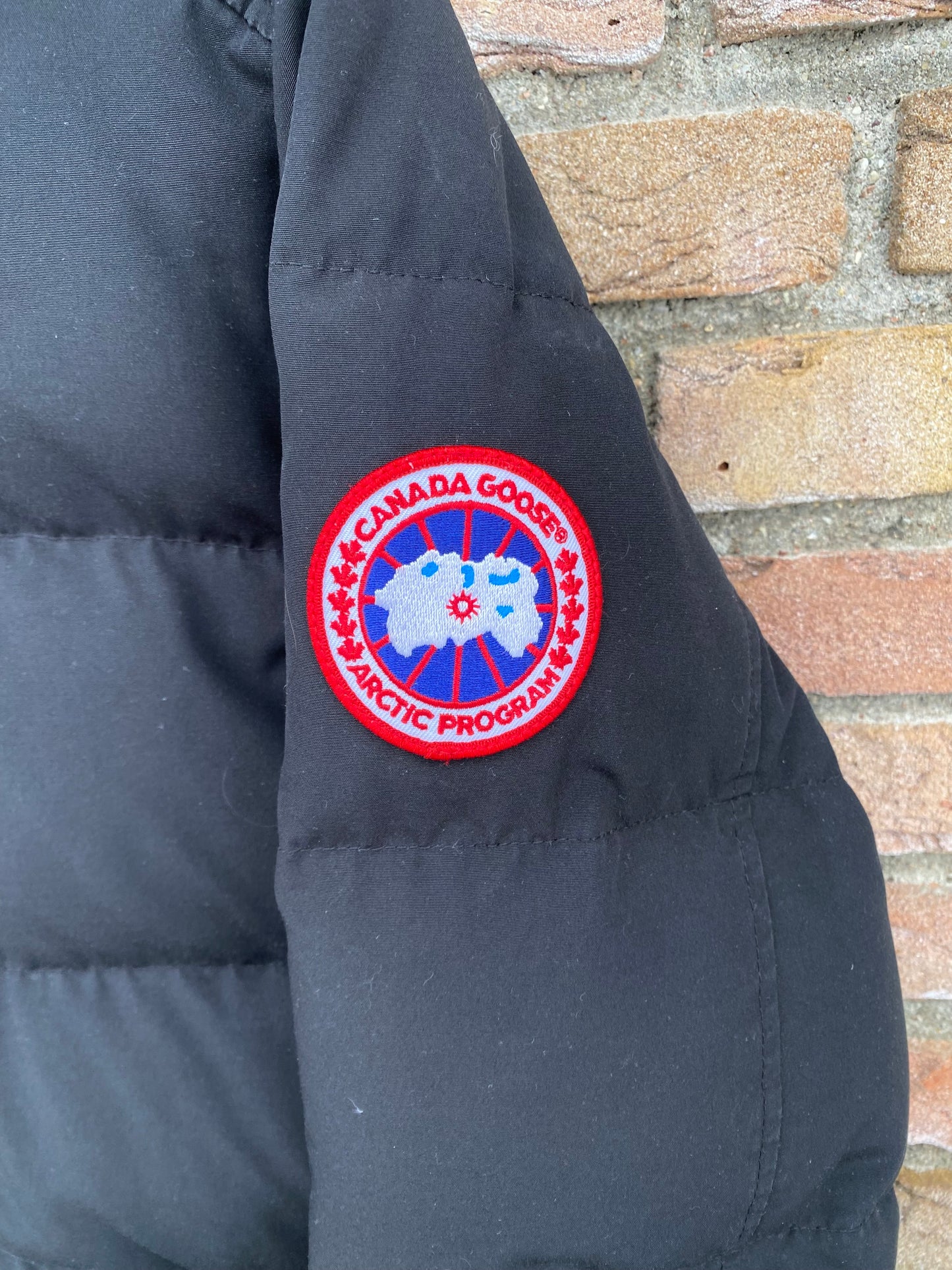 Canada Goose Carson Parka - M