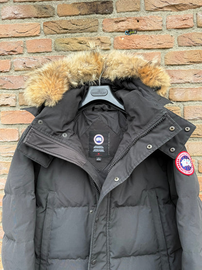 Canada Goose Wyndham Parka - L