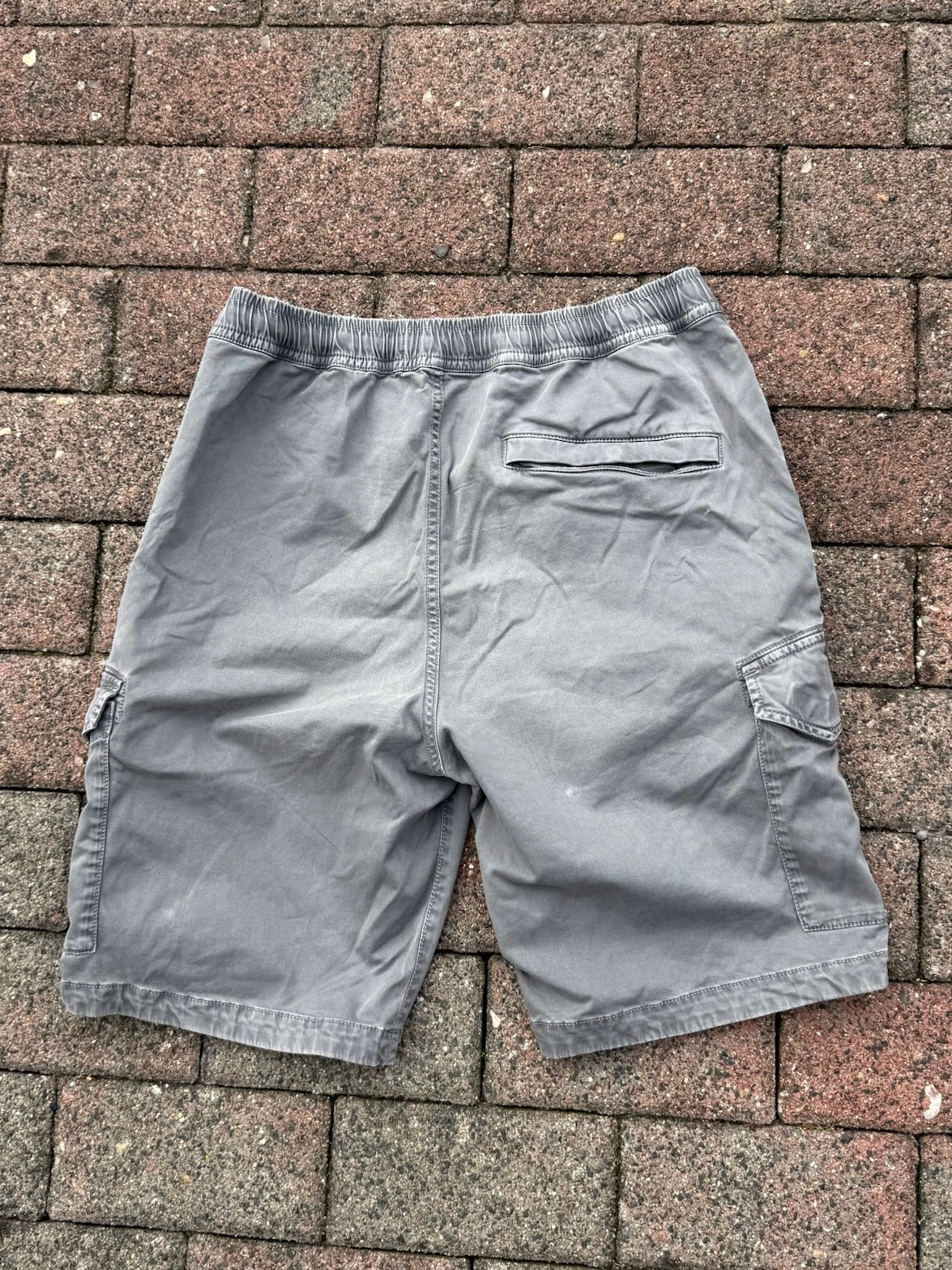 Stone Island Cargo Shorts - W30