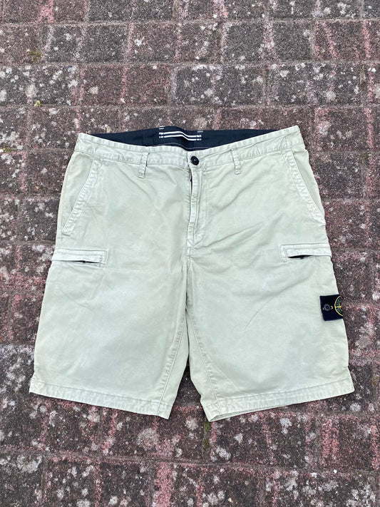 Stone Island Cargo Shorts - W36