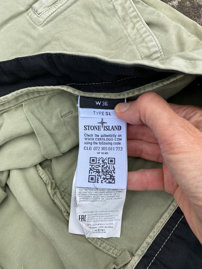 Stone Island Cargo Shorts - W36