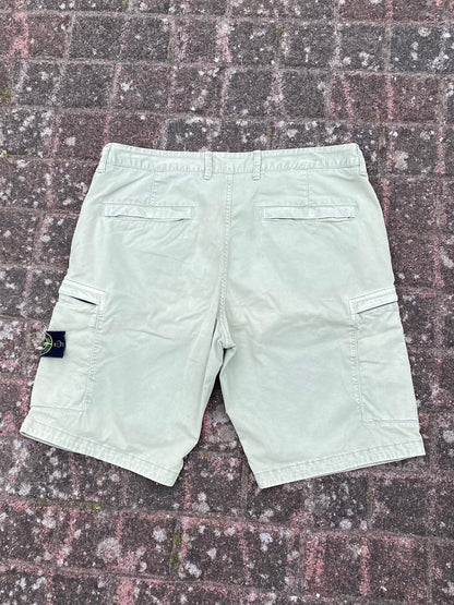 Stone Island Cargo Shorts - W36