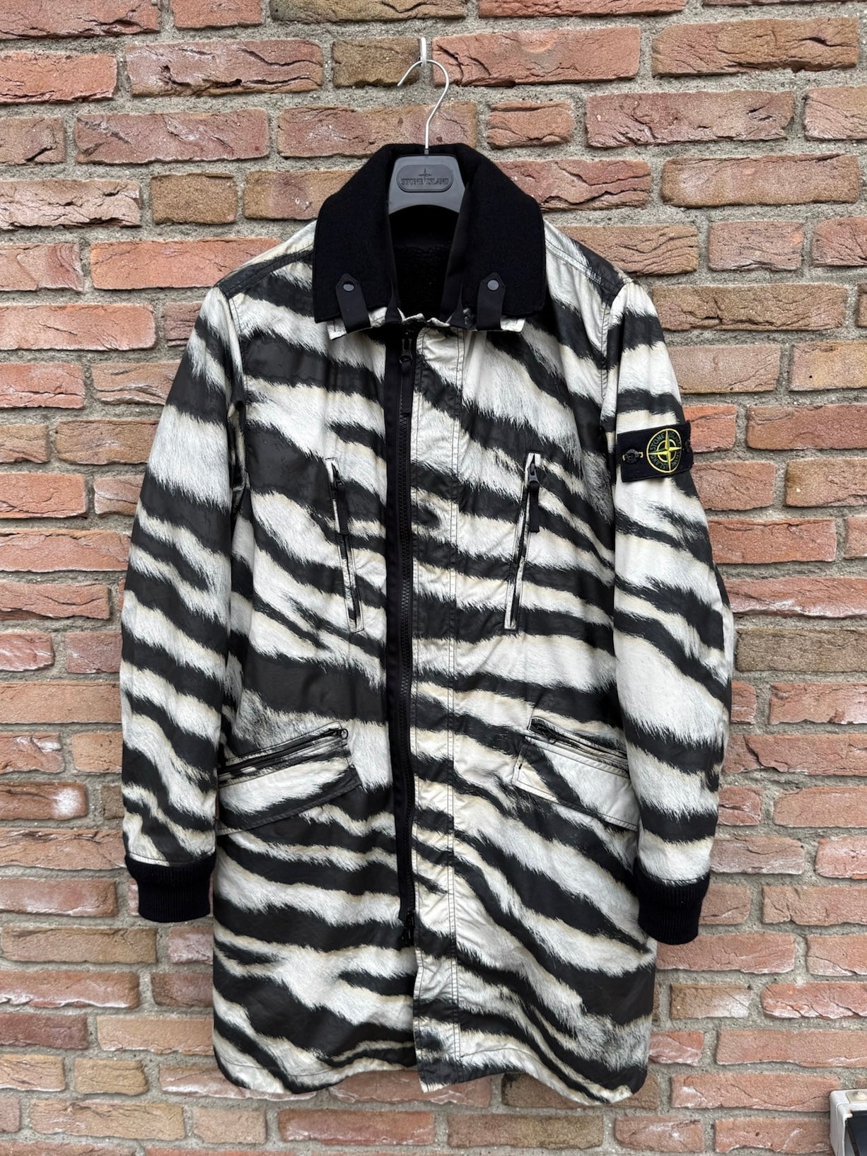 Stone Island White Tiger Camo 50 Fili Primaloft Jacket - L