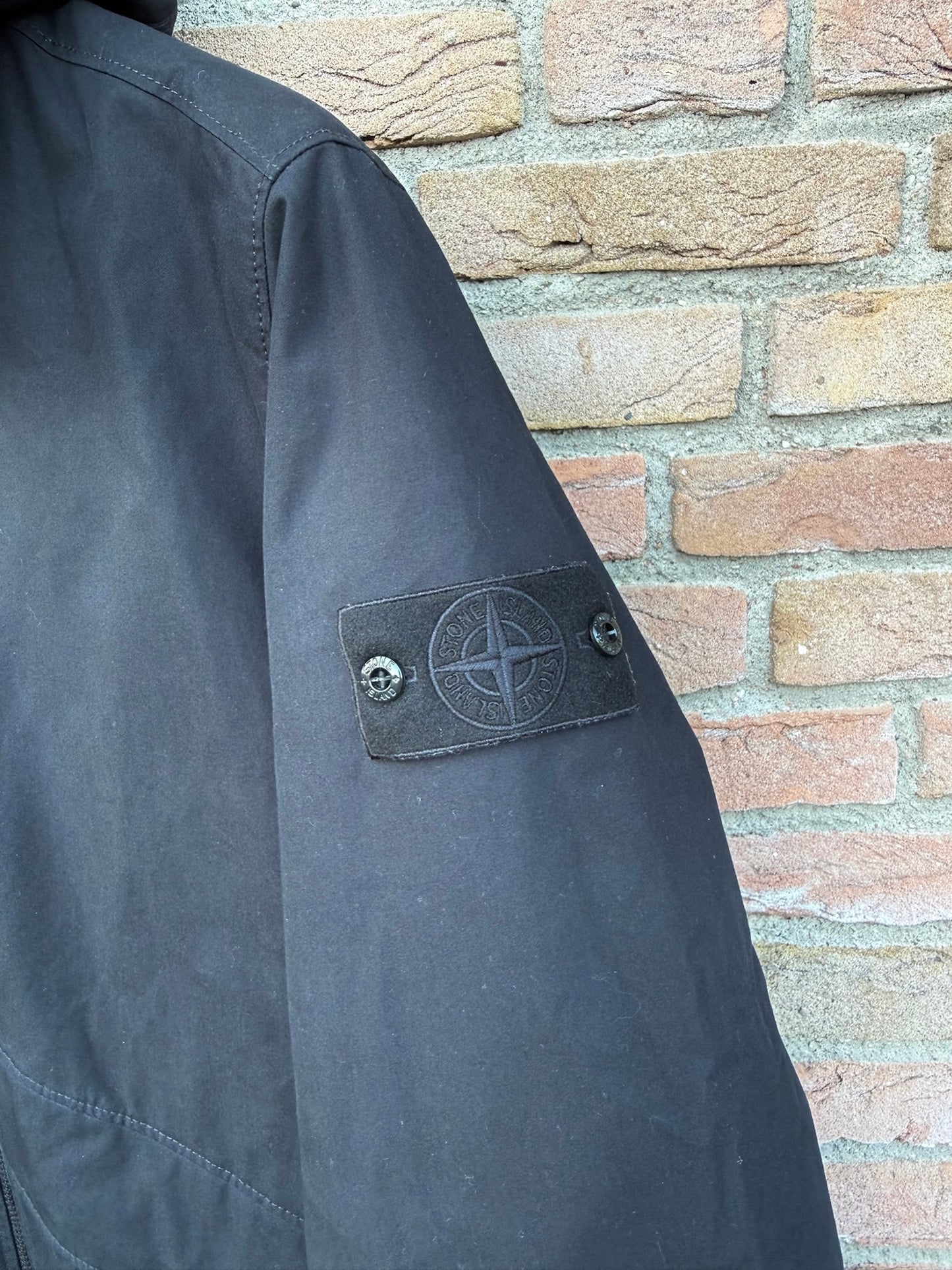 Stone Island Weatherproof Cotton Canvas Ghost Jacket - L
