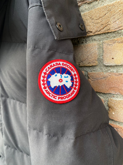 Canada Goose Wyndham Parka - L