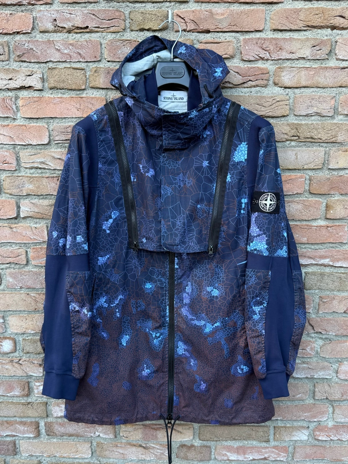 Stone Island Printed Heat Reactive Thermosensitive Fabric Jacket - L