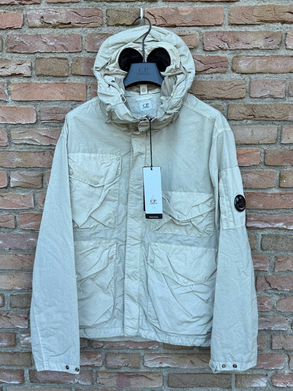 C.P. Company Flatt Nylon Goggle Jacket - L